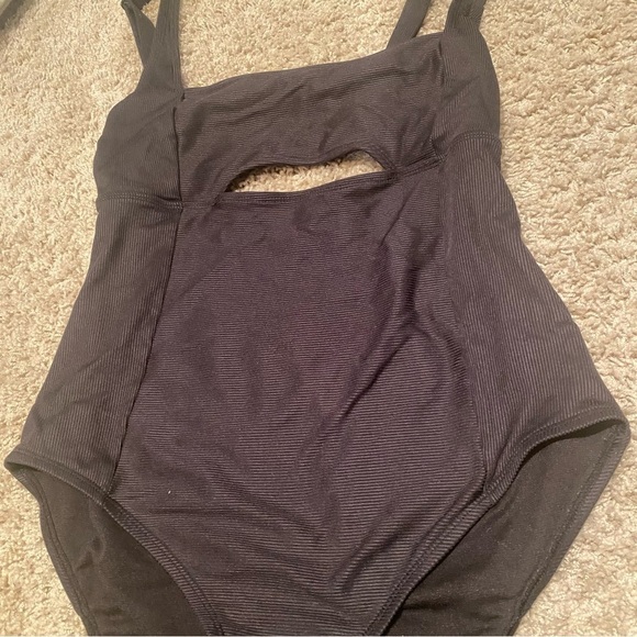 All in Motion Black Swimsuit One-Piece Size XL - Picture 5 of 7